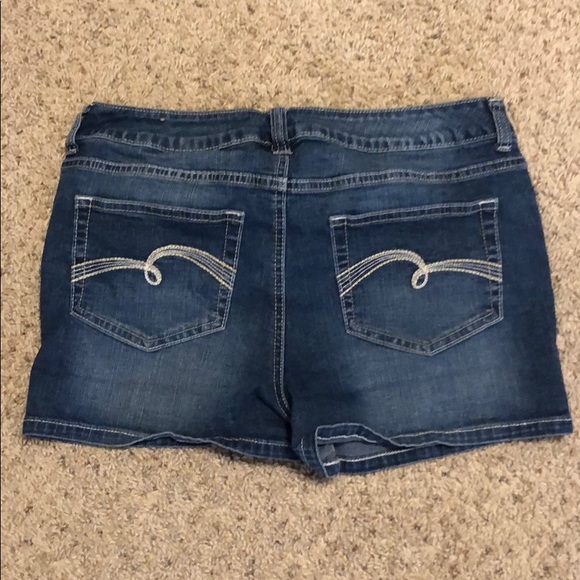 Justice sz 14 plus - Picture 2 of 2